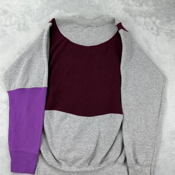 Nike Retro Reworked sweater women’s Size M - Picture 9 of 10
